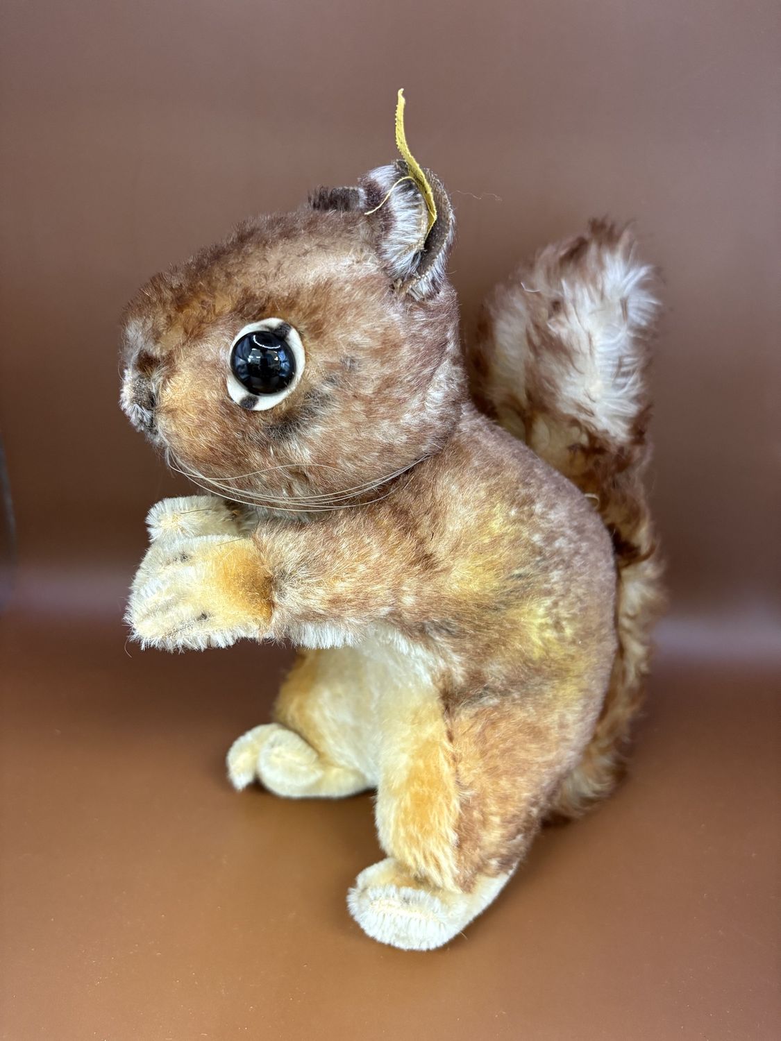Plush. Germany. Steiff. Squirrel. &quot;Perri&quot; Vintage Mohair. 8&quot;H