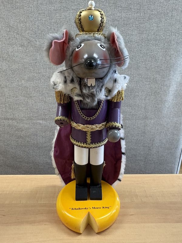 Nutcracker. Germany. Steinbach. Mouse King. 17&quot;H