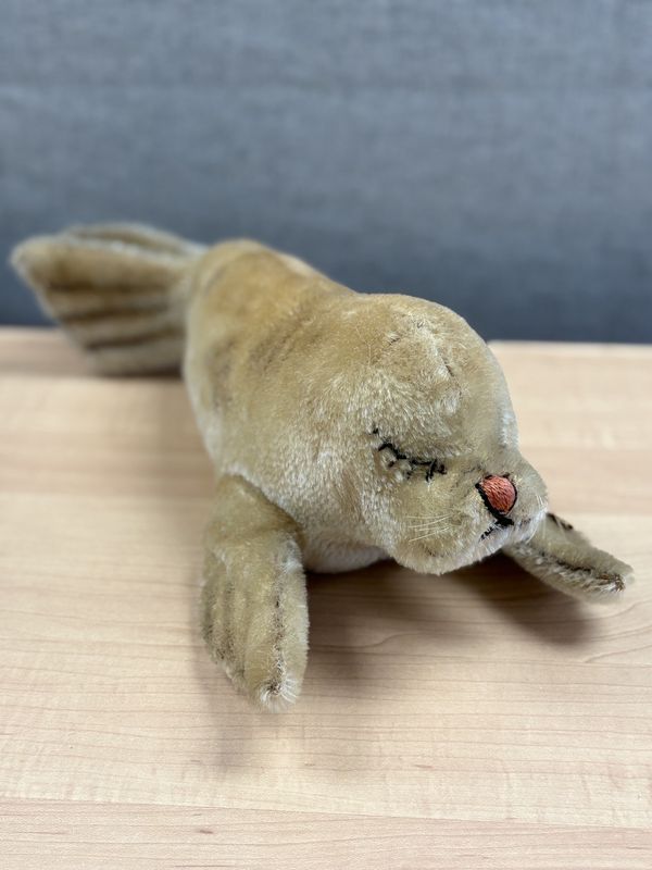 Plush. Germany. Steiff. Seal. &quot;Floppy Robby.&quot; Light Brown Mohair. 14&quot;L