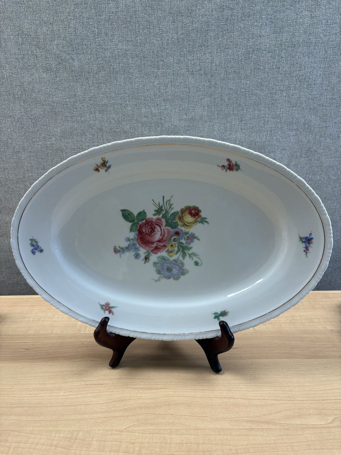 Porcelain. Germany. Schonwald. Large Oval Serving Platter. White w/Gold and Floral Detailing. 15&quot;W
