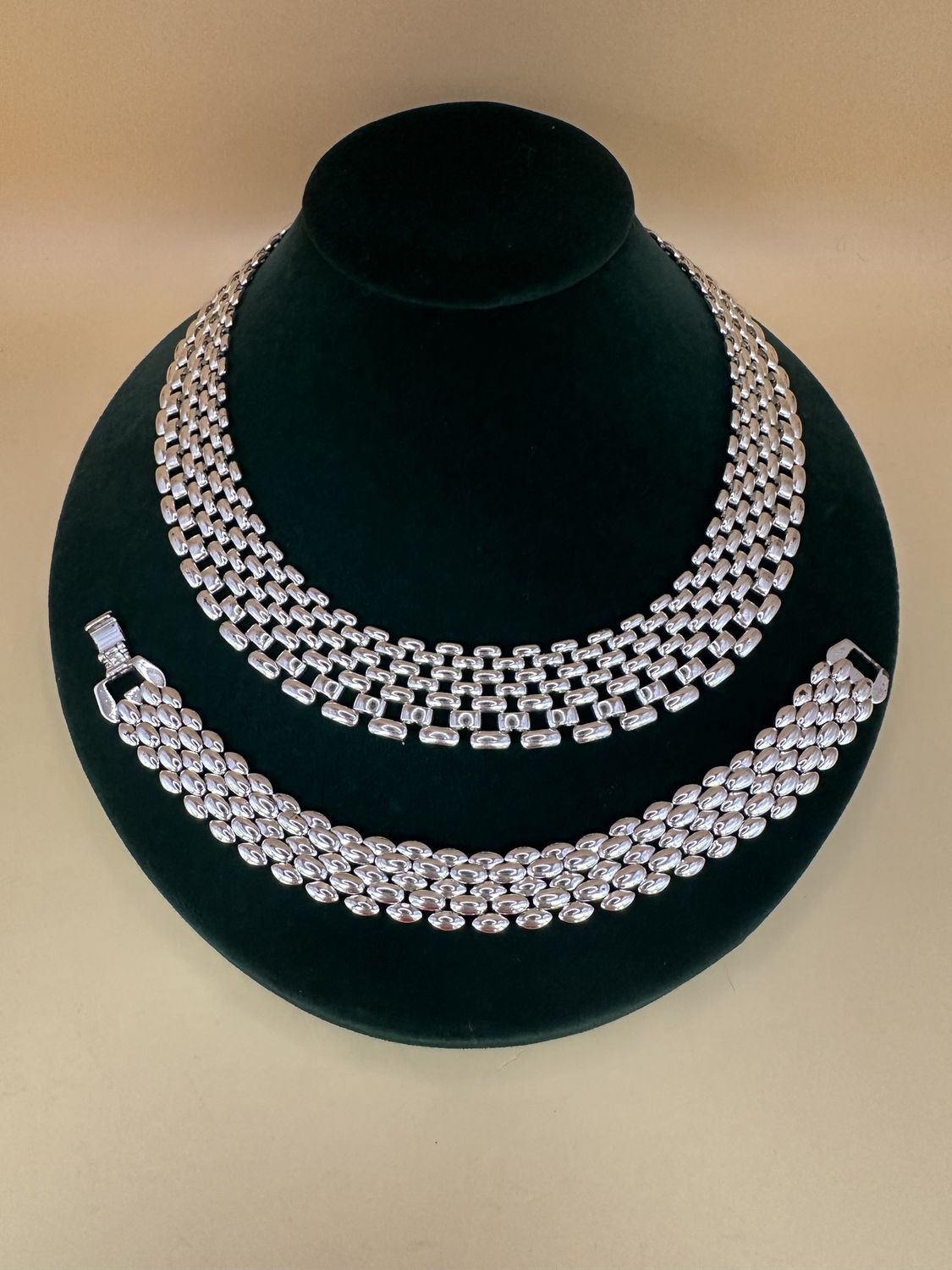Jewelry. Napier. Necklace. Silver Panther Link Bold Chocker. Vintage. 16&quot;L