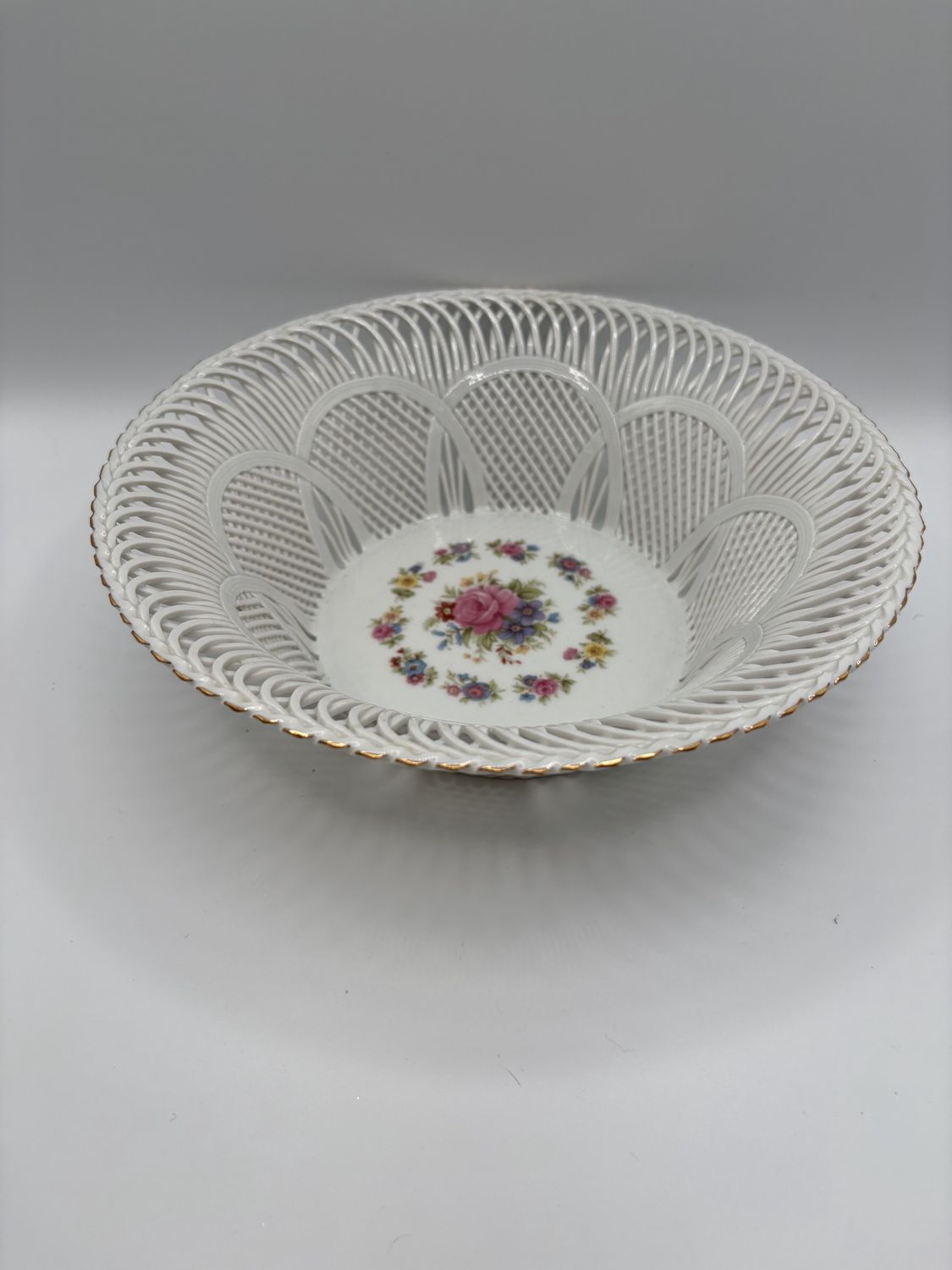 Porcelain. Romania. Cluj Napoca. Bowl w/Braided Edge. White with Flower Designs. Gold Rim. 8.25&quot;W