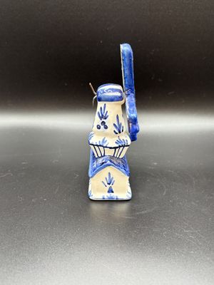 Ceramic. Netherlands. Delft. White &amp; Blue Small Windmill. 4.5"H