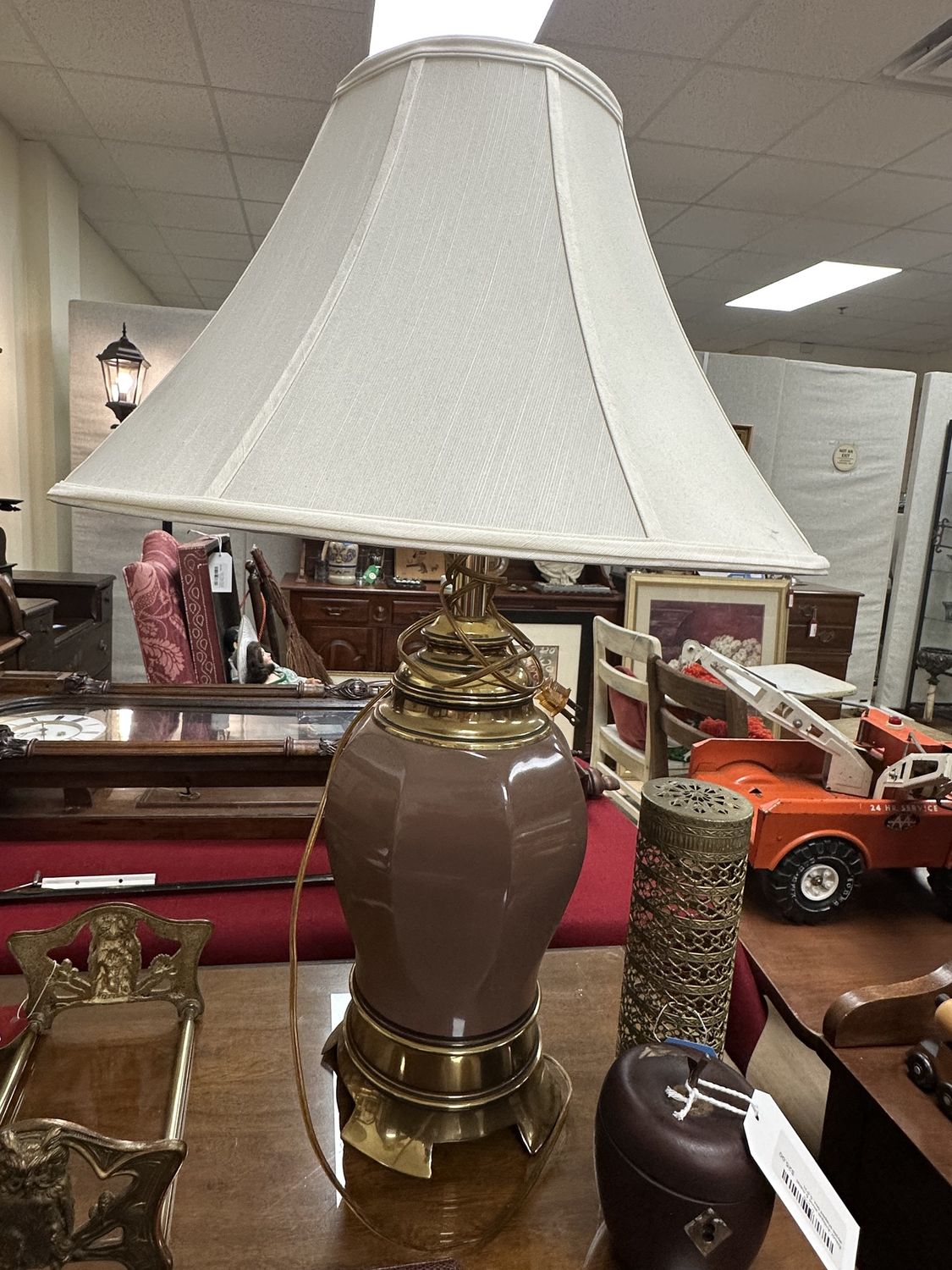 Lighting. USA. Table Lamp. Ceramic Taupe Body w/Brass Top &amp; Base. Includes Shade. Vintage. 30&quot;H