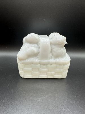 Glass. USA. Antique (1800s) Milk Glass Box w/Lid. Chicks in a Basket. 4.25"W