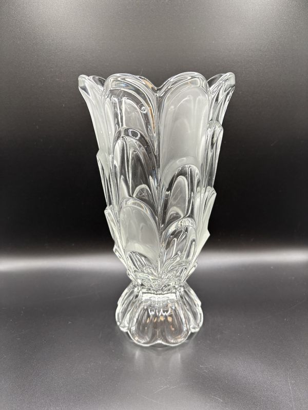 Crystal. Poland. Toscana Bohemia. Layered Flower Petal Design.
