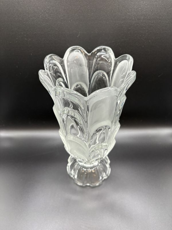 Crystal. Poland. Toscana Bohemia. Layered Flower Petal Design.