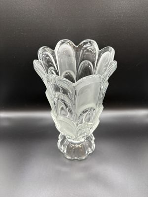 Crystal. Poland. Toscana Bohemia. Layered Flower Petal Design.