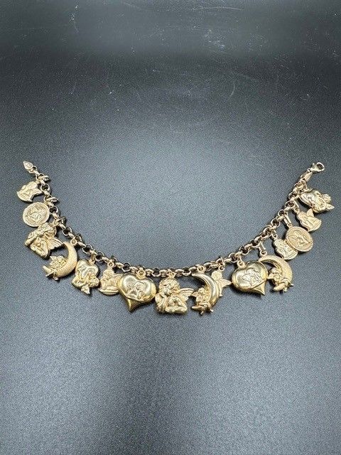 Jewelry. Italy. Bracelet. 14K Yellow Gold Charm Bracelet w/Moon &amp; Star Charms. 12 grams. 7.5&quot;L