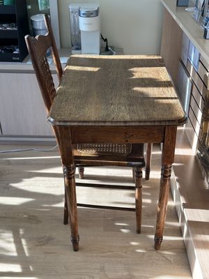 Furniture. Small Desk with Chair. Oak. Antique or Vintage. 30"W x 30"H x 19.5"D