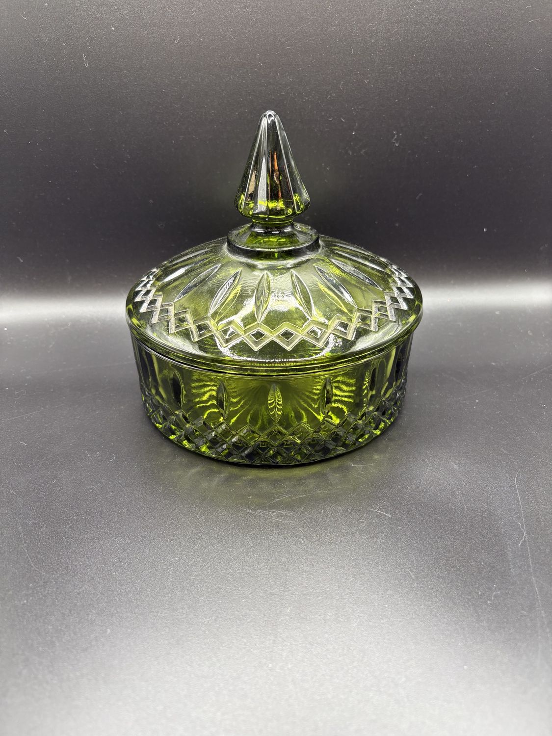 Glass. USA. Indiana Glass. Dark Green Candy Dish with Lid. Princess Pattern. 6&quot;W