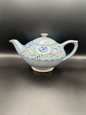 Porcelain. England. Sadler. Light Blue Teapot w/Gold Trim &amp; Floral Pattern.  9.5"L