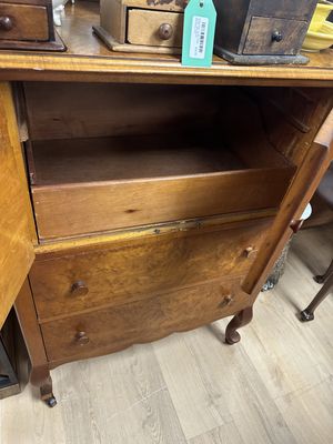 Furniture. Armoire Chest / Dresser w/2 Doors &amp; 3 Drawers. Birds-eye Maple. Vintage. 44.5"H
