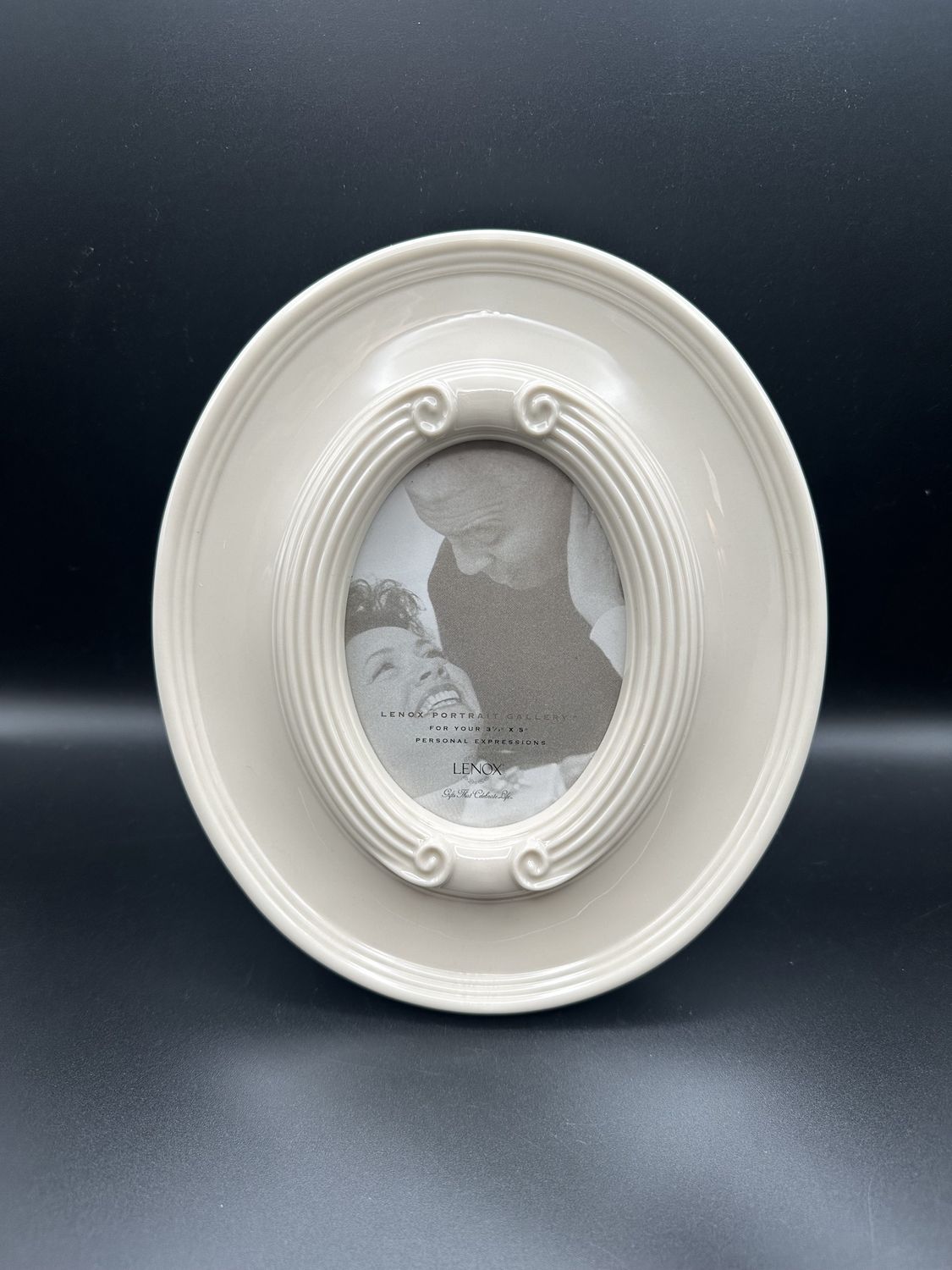 Home Decor. Lenox. Porcelain Portrait Gallery Picture Frame. Ivory Oval w/ Fluted Column Design. 7.25&quot;W x 8.5&quot;H
