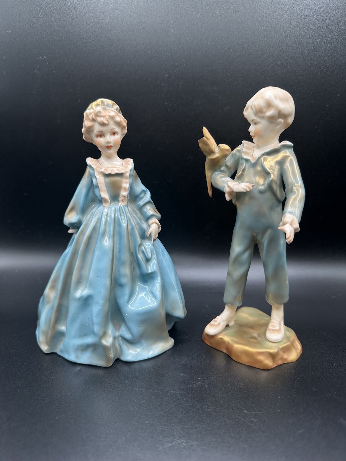 Figurine. England. Royal Worchester. Grandmother&#39;s Dress and The Parakeet (Set of 2). 6.5&#39;&#39;H