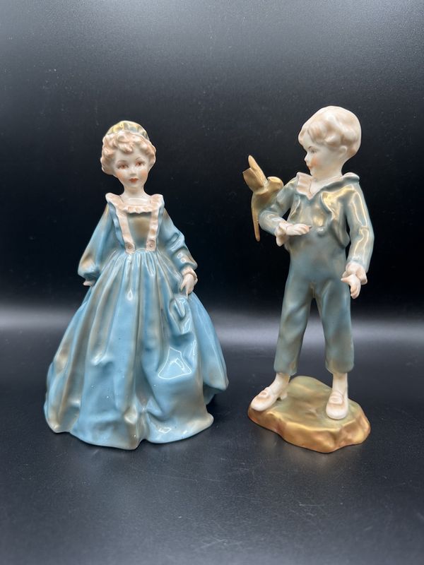 Figurine. England. Royal Worchester. Grandmother&#39;s Dress and The Parakeet (Set of 2). 6.5&#39;&#39;H