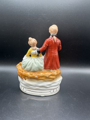Figurine. Occupied Japan. Maruyama. Vintage Man &amp; Woman. 5.5"H
