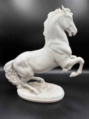 Figurine. Austria. Augarten Wein. Horse on Hind Legs. Glossy White. Vintage (~1932). 10.5"H