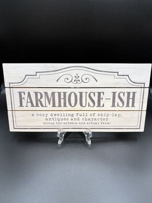 Home Decor. USA. Highland Home. Sign [NEW]. Farmhouse-ish Slatted Wooden Sign. 12"W x 6"H