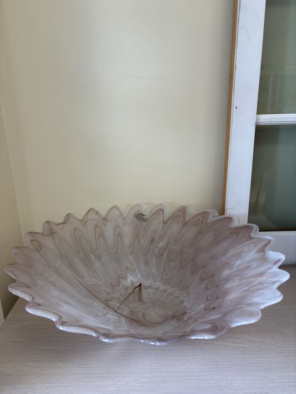 Home Decor. Italy. Murano. Bowl. Brown Artistic Glass w/Wavy Edges. 18&quot;W