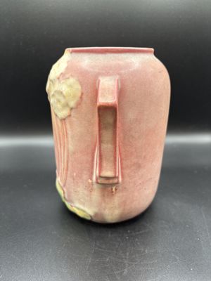 Ceramic. USA. Roseville Pottery. 761-6. Primrose Pink Art Deco Vase. 7"H