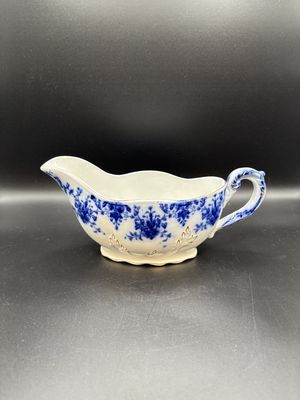 Porcelain. England. Ridgways. Gravy Boat. Osborne Flow Blue. 9"L x 3.5"W x 4"H