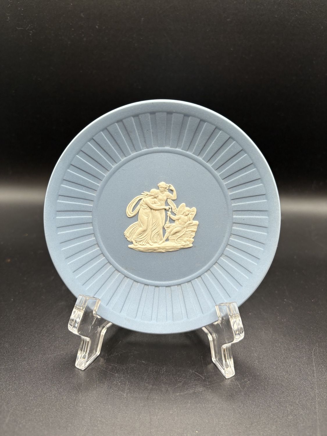 Jasperware. England. Wedgwood. Blue and White Pin Dish. 5&quot; W