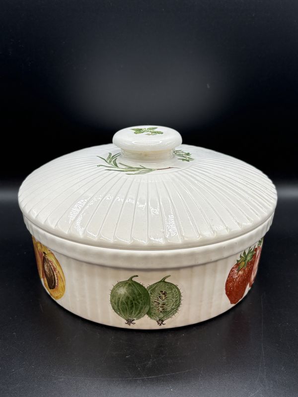 Ceramic. England. T.G. Green. Harvest Festival Casserole Dish with Lid. 8&quot;W