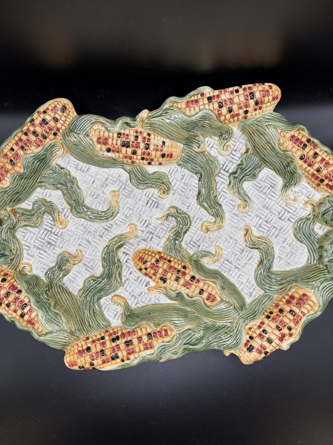 Dishware. USA. Majolica Corn Platter w/ Basket-Weave Background. 16&quot;L