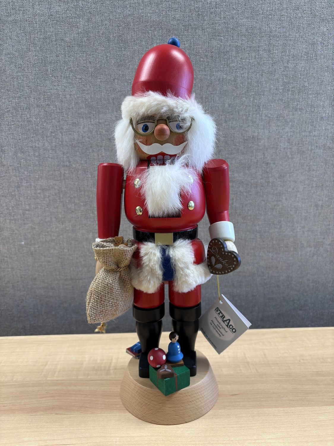 Nutcracker. Germany. Stracoland Colmnitz. Santa w/ Presents. 15&quot;H