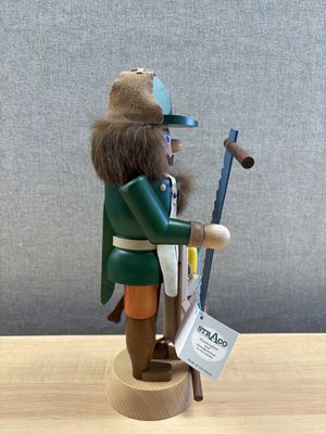 Nutcracker. Germany. Stracoland Colmnitz. Woodworker. 15"H