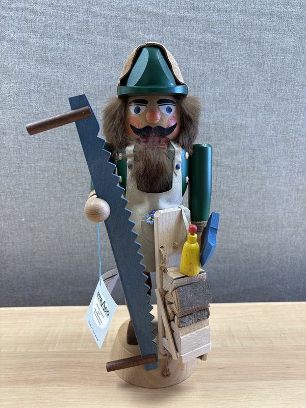 Nutcracker. Germany. Stracoland Colmnitz. Woodworker. 15"H
