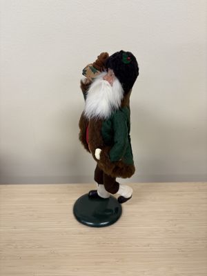Figure. USA. Byers' Choice. Caroling Tiny Santa. 11"H