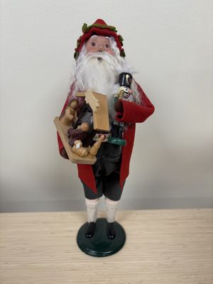 Figure. USA. Byers' Choice. Santa Claus. 14"H
