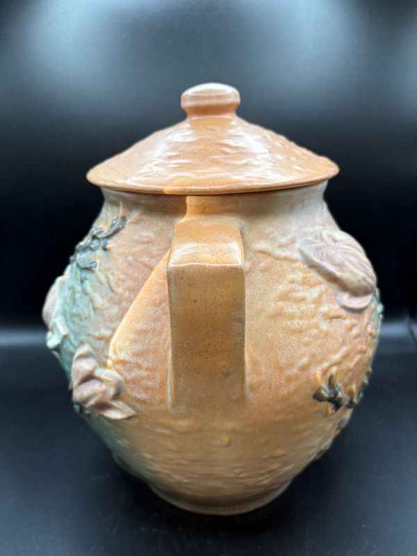 Pottery. USA. Roseville. Magnolia Cookie Jar. 9"L x 11"H