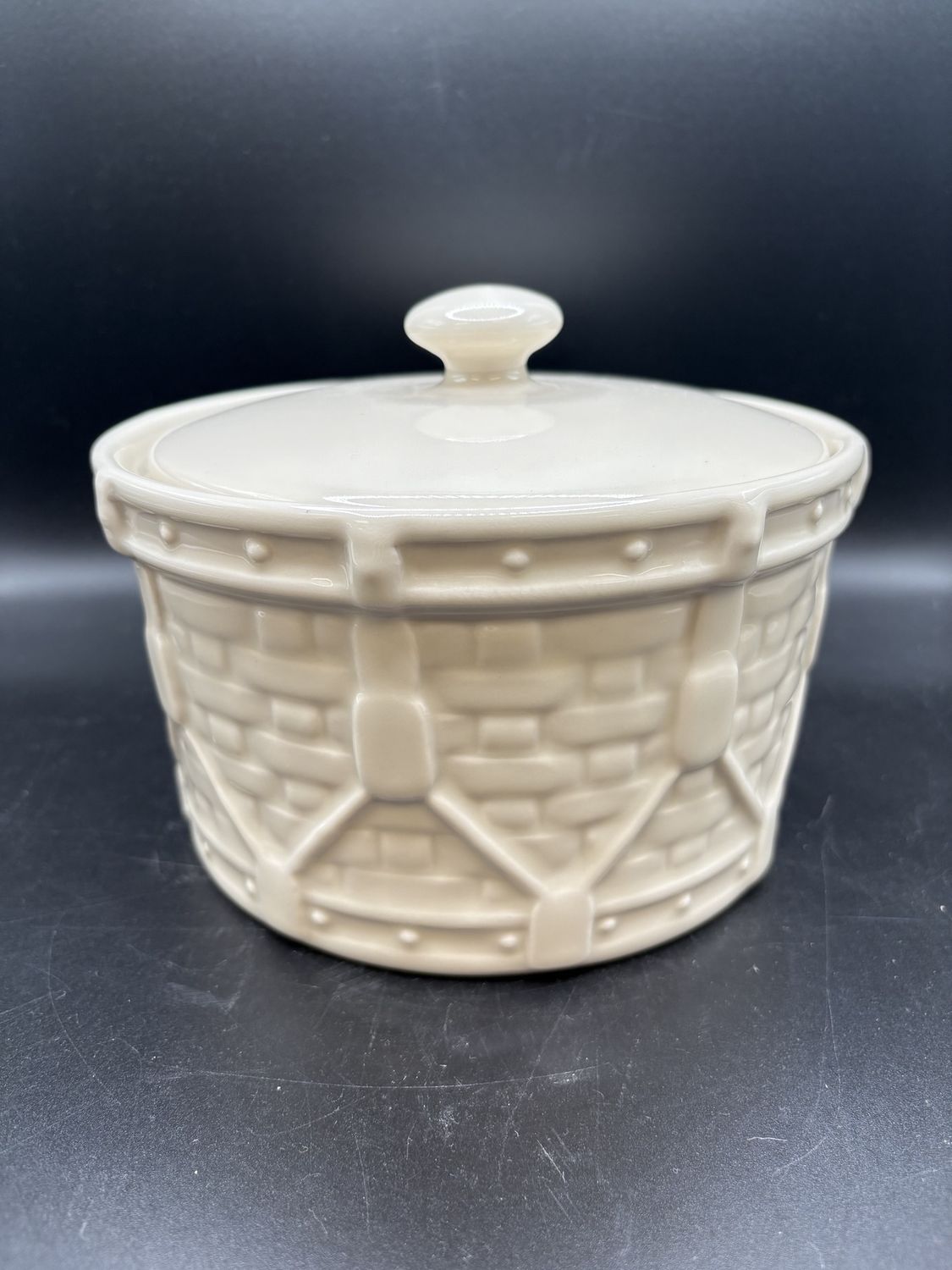 Home. Decor. USA. Longaberger. Woven Traditions Ivory Drum Crock w/ Lid. 6.5&quot;H