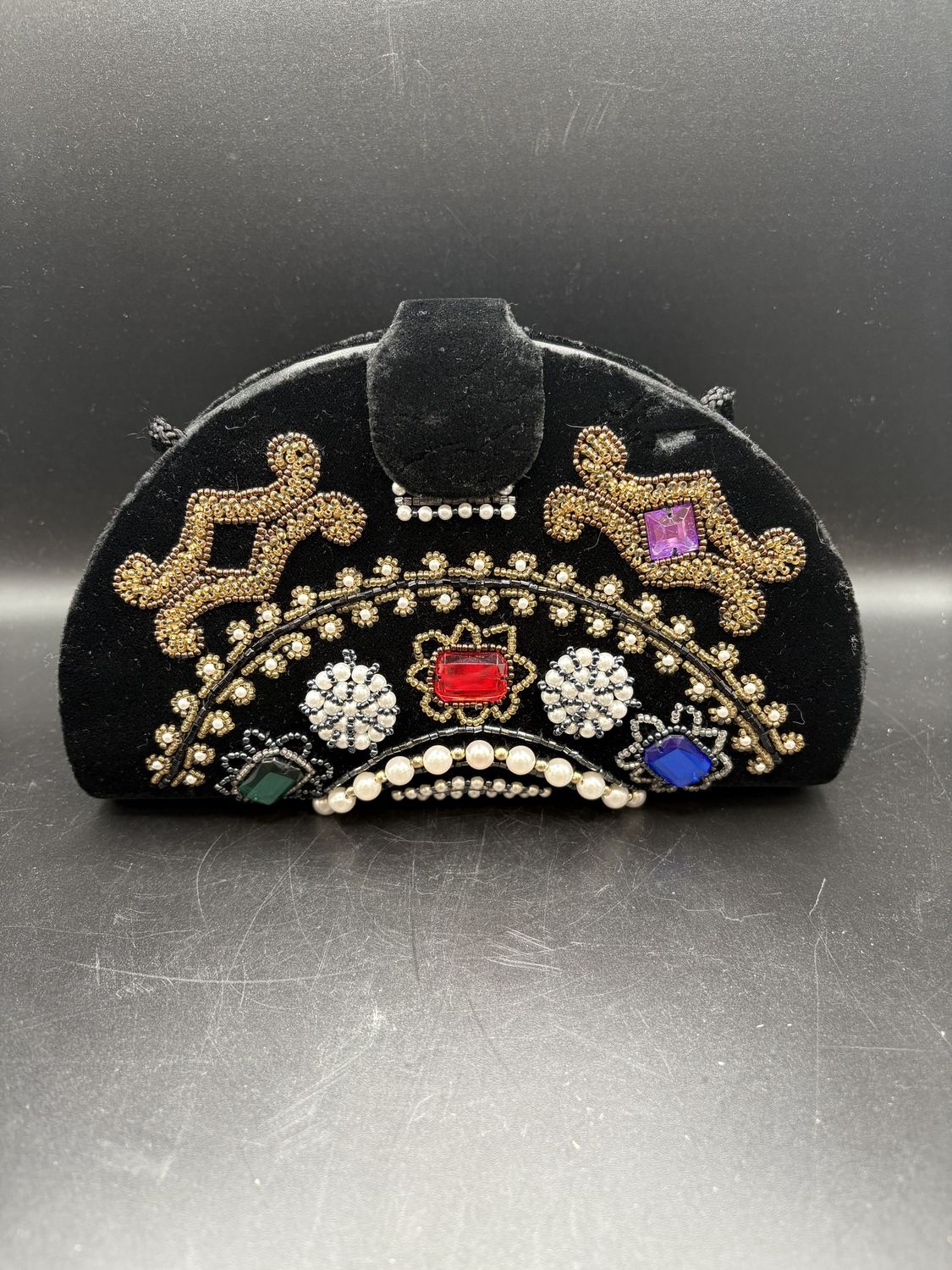 Purse. England. Vintage Davelli UK Gem Evening Purse. 5&quot;H