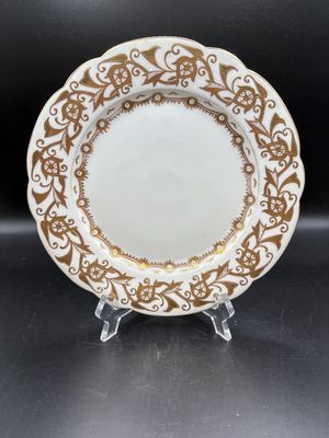 Porcelain. Austria. C.F. Boseck &amp; Co. Imperial Vienna. Dinner Plate w/ Gold Gilt &amp; Trim Decoration (Set of  11). 8.5"W
