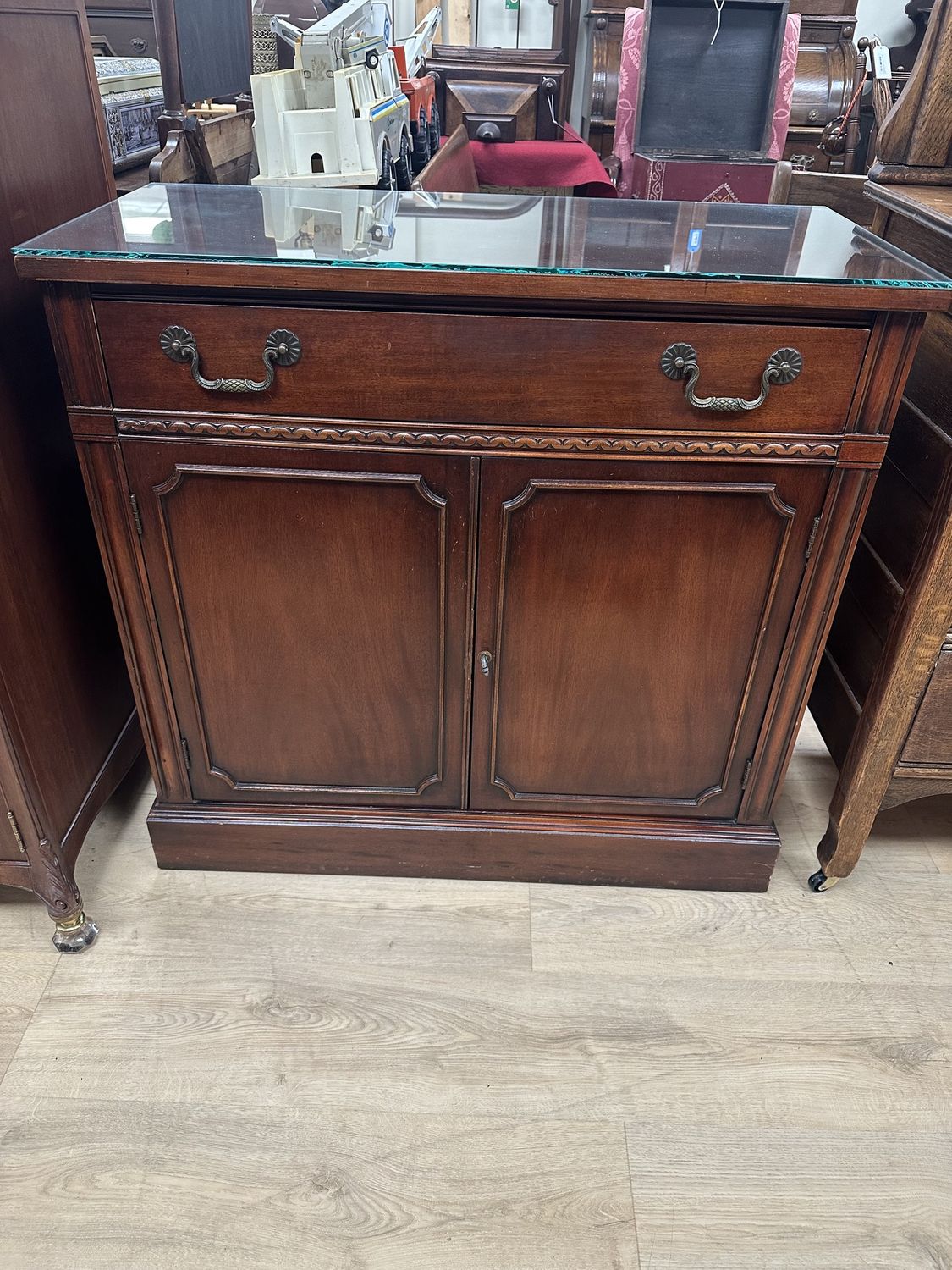 Furniture. USA. Server. Mahogany w/Glass Topper. Vintage. 34&quot;W x 16&quot;D x 33&quot;H