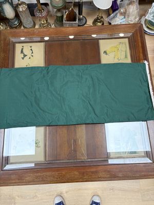 Home Decor. USA. Tahari Home. Christmas Table Runner, Green w/ Green/White /Gold Trees. 14" x 36'