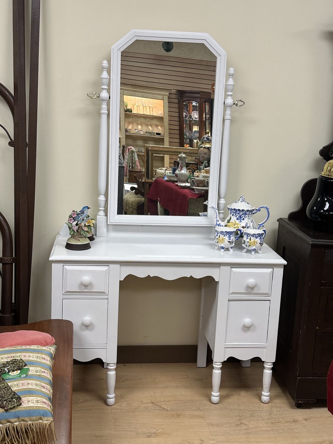 Furniture. Dressing Table with Mirror. Antique. Painted White. 40"W