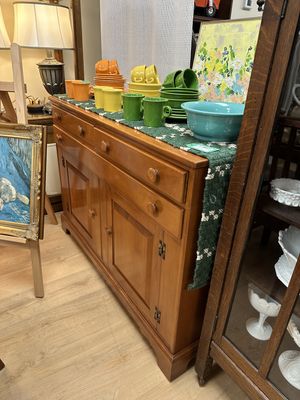 Furniture. USA. Maple Credenza / Server. 19"D x 50"W x 35"H