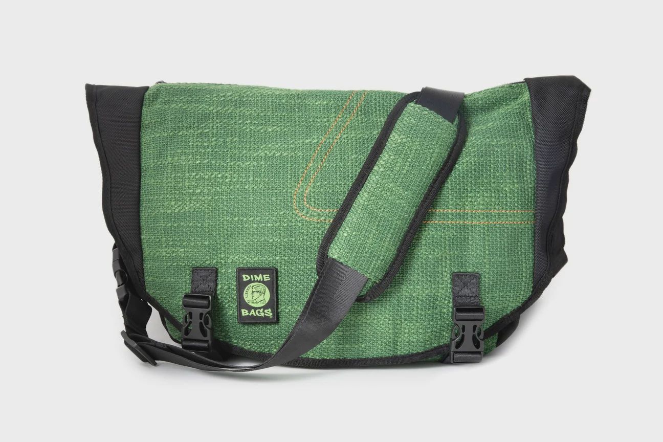 Voyage Messenger, Color: Forest