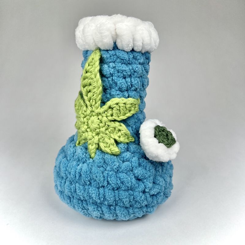 Plush Waterpipe w/ Leaf (SM)