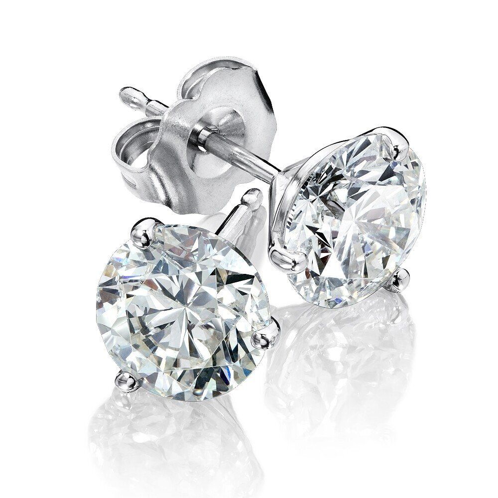 0.15ct TW Natural Diamond Stud