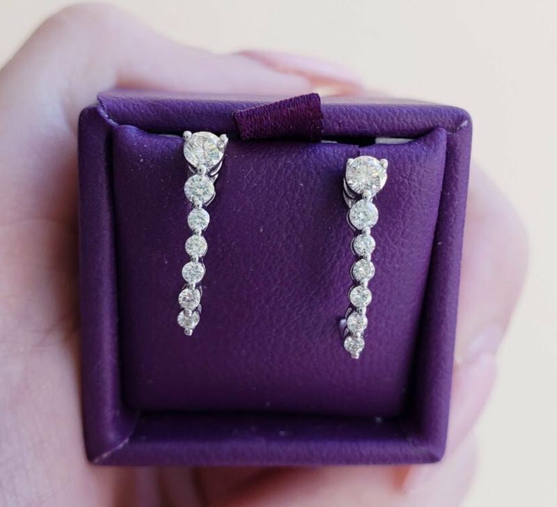 White Gold Diamond Suspenders Earring