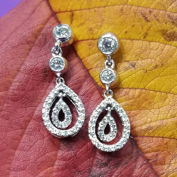 White Gold Double Teardrop Diamond Earring