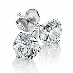 1.04ct TW Natural Diamond Stud