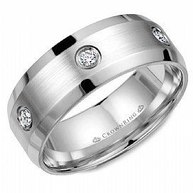 8 mm gold diamond band