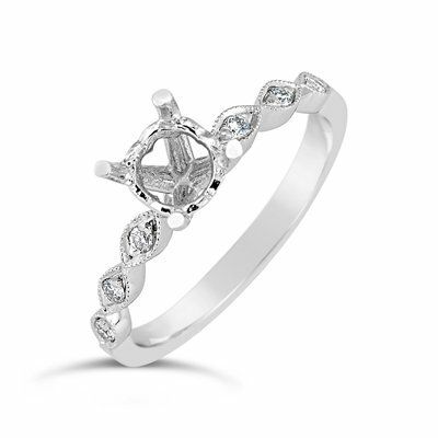 Solitaire Engagement Ring
